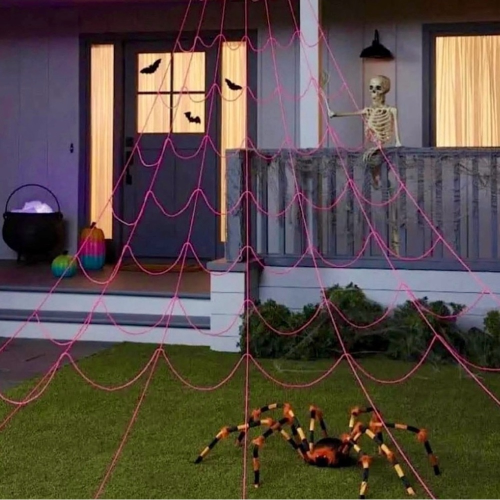 Hyde and EEK! Glows under Black Light Mega Spiderweb